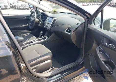 2017 Chevrolet Cruze Ls Auto z USA, uszkodzony, nr VIN 1G1BC5SM7H7126672